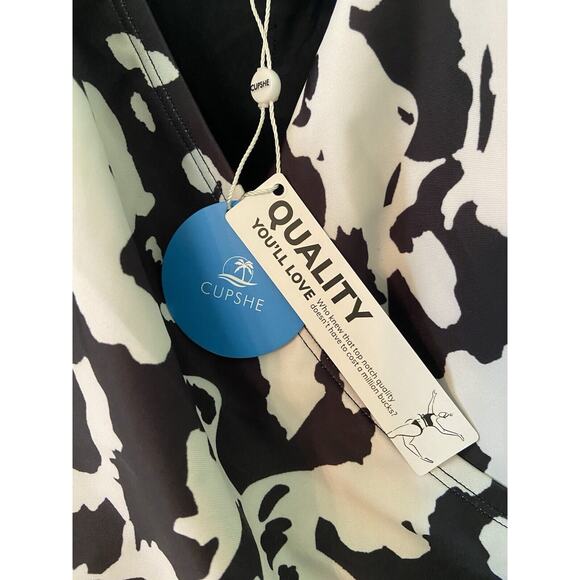 Cupshe One Piece Swimsuit Size 2XL - Picture 5 of 5